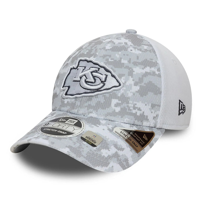 Kansas City Chiefs 9FORTY Salute To Service NFL Stretch Snap Adjustable White Cap by New Era - new