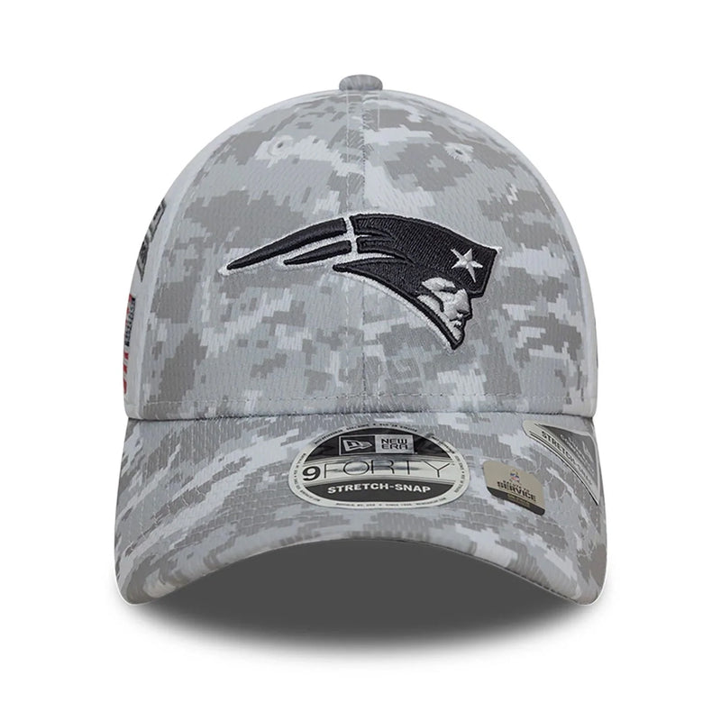 New England Patriots 9FORTY Salute To Service NFL Stretch Snap Adjustable White Cap by New Era - new