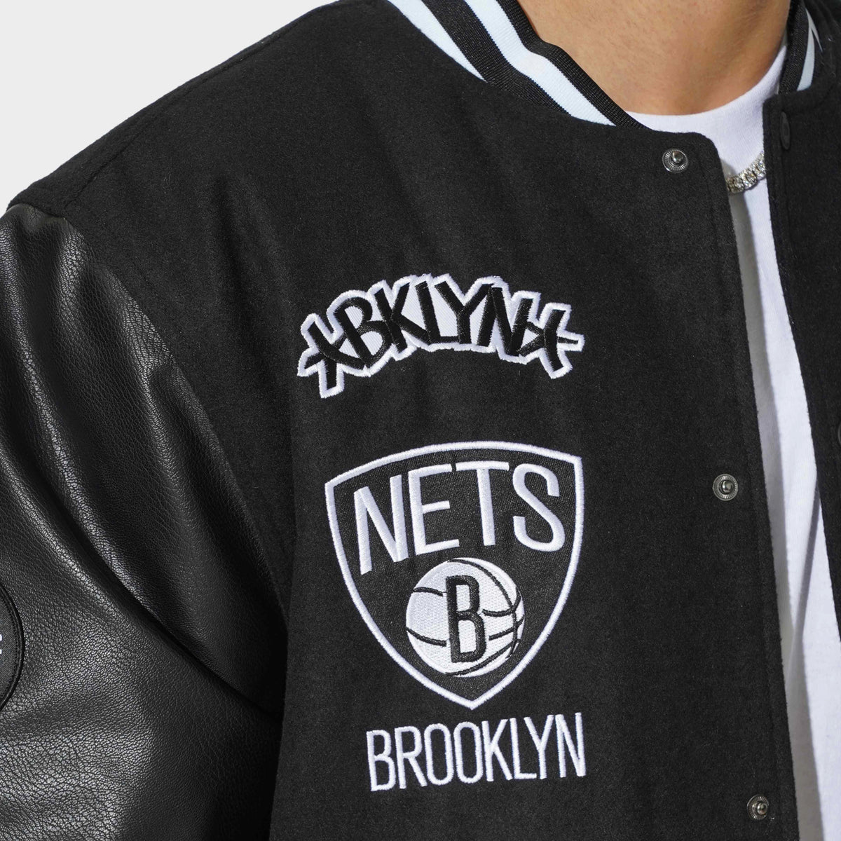 Mitchell purchases and Ness Retro Jacket Brooklyn Nets (NBA)