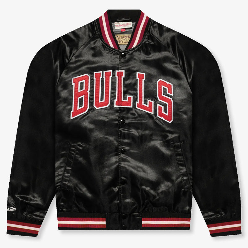 Chicago Bulls Lightweight Satin Jacket NBA By Mitchell & Ness - new